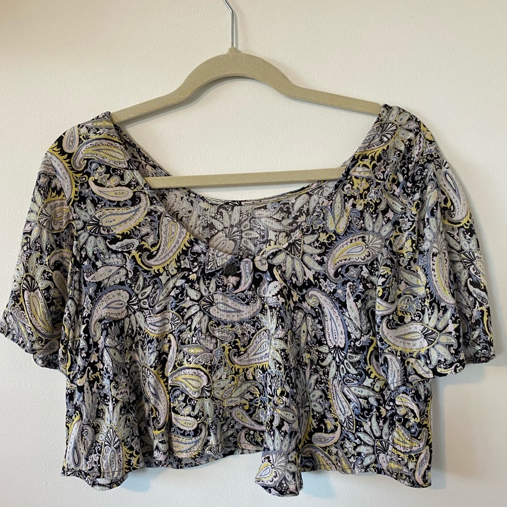 Fun flowy crop top